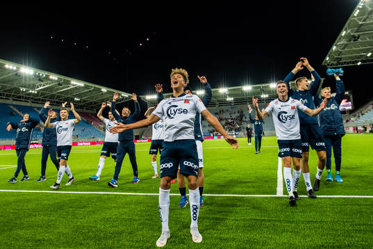 Adrian Nilsen Pereira of Viking celebrates