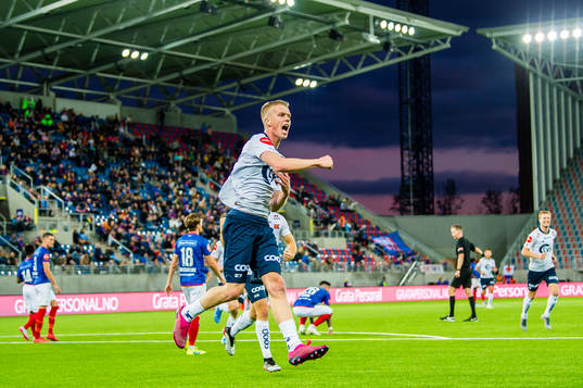 Samuel Kari Fridjonsson of Viking celebrates