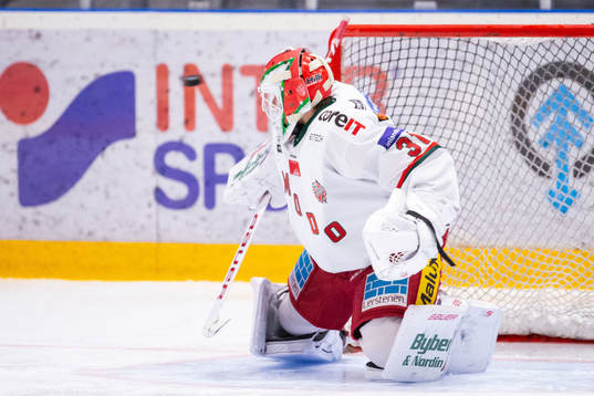 Modos målvakt Linus Lundin