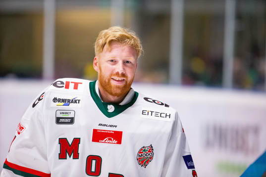 Modos målvakt Erik Hanses