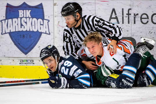 Karlskogas Max Wennlund och Kristianstads Anton Heikkinen
