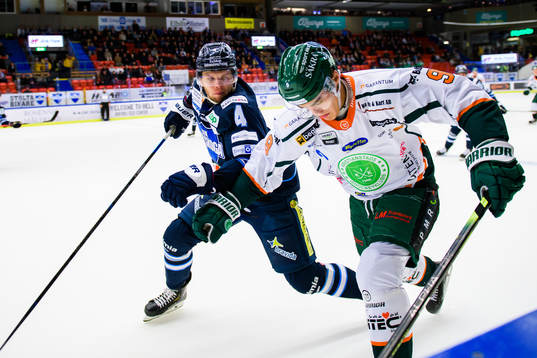Karlskogas Alexander Leandersson och Kristianstads Axel