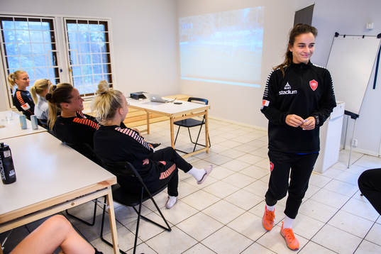 Limhamn Bunkeflos tränare Renée Slegers