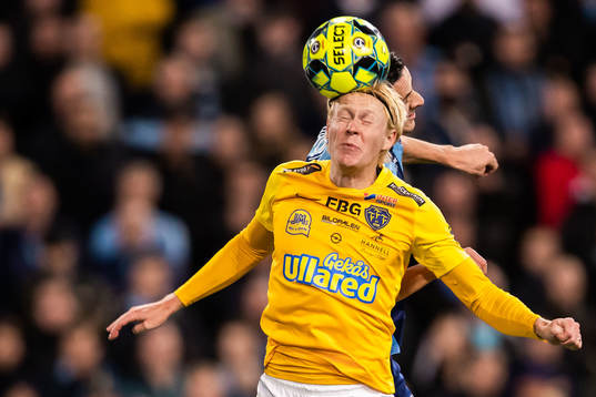 Falkenbergs Jacob Ericsson i nickduell med Djurgårdens