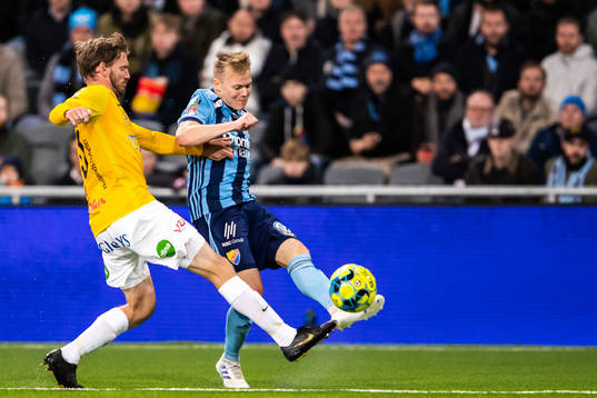 Falkenbergs Karl Söderström och Djurgårdens Elliot Käck