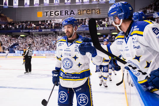Leksands Marek Hrivik jublar