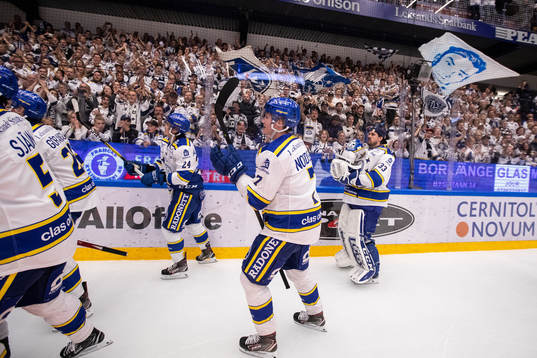 Leksands spelarna jublar