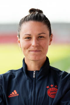 Emily Gielnik of Bayern Munich poses for a portrait