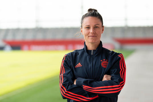 Emily Gielnik of Bayern Munich poses for a portrait