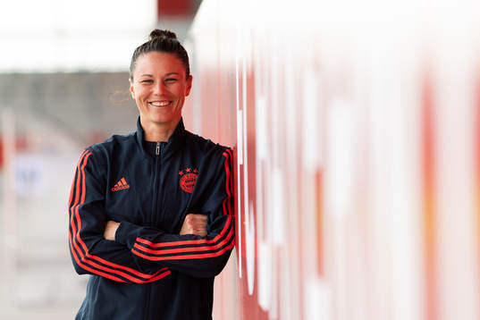 Emily Gielnik of Bayern Munich poses for a portrait