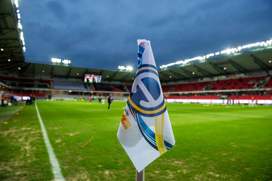 En hörnflagga på Guldfågeln Arena
