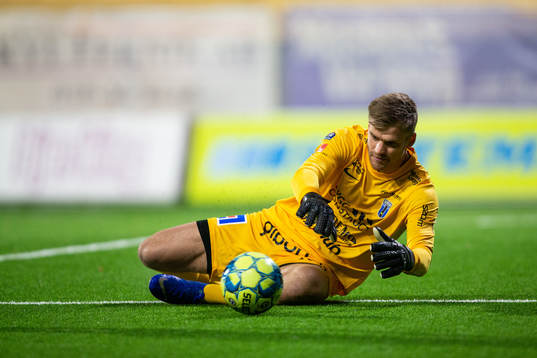 Sirius målvakt Lukas Jonsson