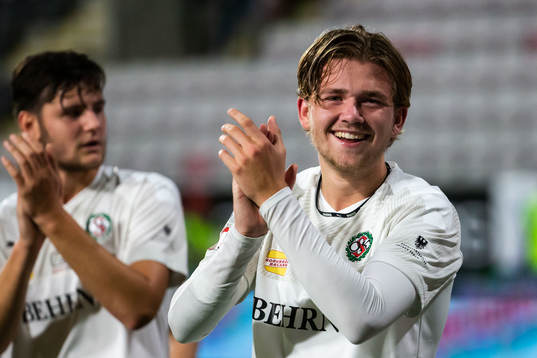 Örebros Niclas Bergmark jublar