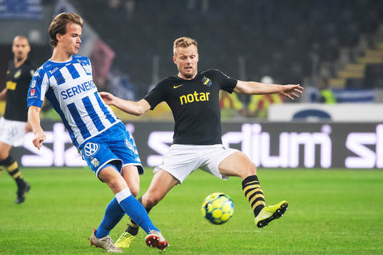 s Sebastian Larsson