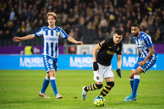 s Tarik Elyounoussi och IFK Göteborgs Kristopher Da Graca