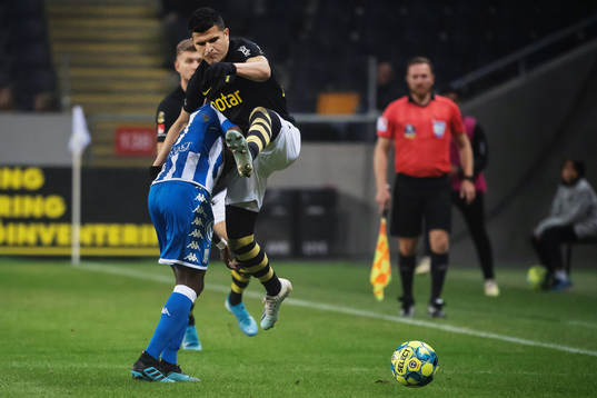 s Tarik Elyounoussi