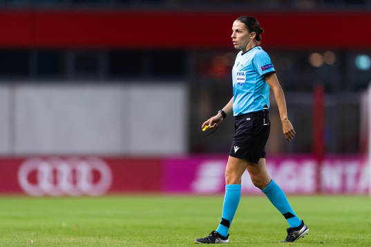 Referee Stéphanie Frappart