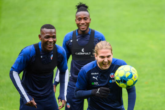 Alhaji Gero, Mamudu Moro och Charlie Weberg
