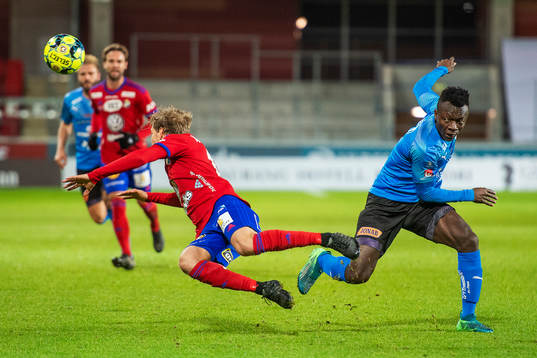 Halmstads Thomas Boakye och Östers Oliver Silverholt