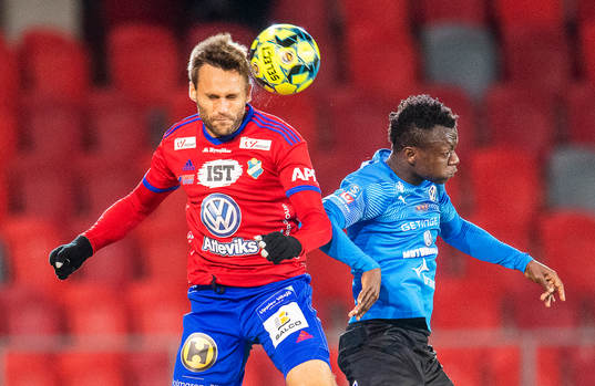 Halmstads Thomas Boakye och Östers Johannes Vall
