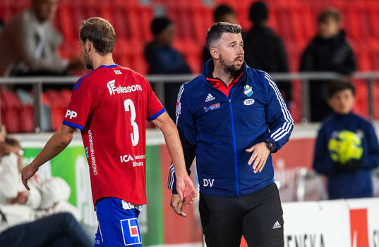 Östers tränare Dennis Velic och Månz Berg