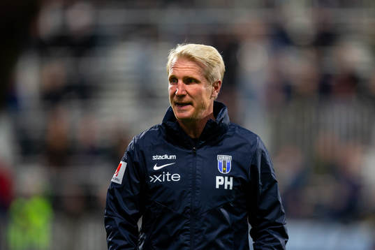 Sirius assisterande tränare Petter Hansson innan