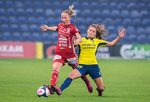 Bläddra bland fler bilder av Fotboll, Dam, Champions League, Bröndby - Piteå