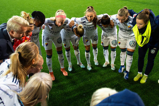 Djurgårdens spelare samlas