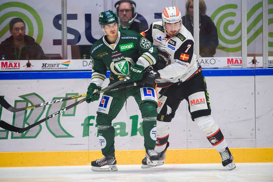 Färjestads Michael Lindqvist och Malmö Redhawks Marcus