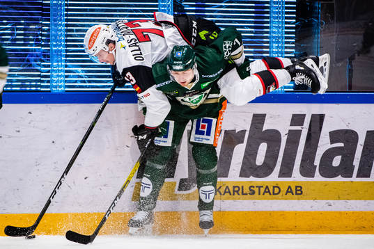 Malmö Redhawks Adam Ollas Mattsson och Färjestads Johan