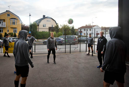 Rögless Wilson Johansson, Niklas Hansson och målvakt