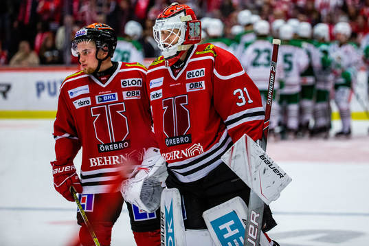 Örebros målvakt Jonas Arntzen deppar