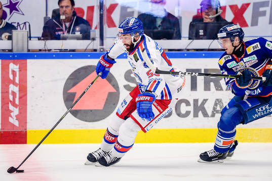 Oskarshamns Johan Alm jagas av Växjös Jacob