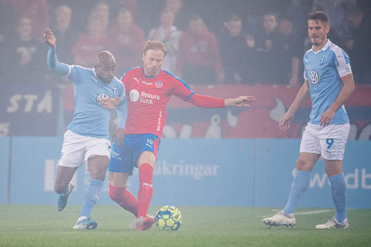 Malmö FFs Fouad Bachirou och Helsingborgs Alexander
