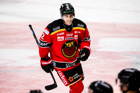 Luleås Fredrik Styrman jublar