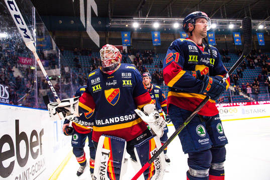 Djurgårdens målvakt Niklas Svedberg och Patrik Berglund