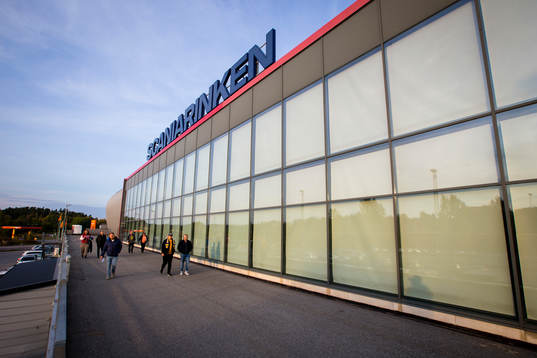 Generell vy utanför Scaniarinken