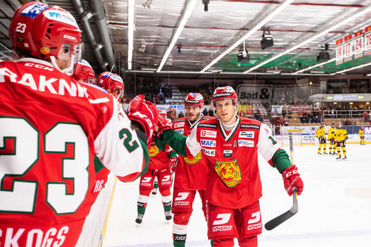 Bläddra bland fler bilder av Ishockey, Hockeyallsvenskan, Mora - Västerås