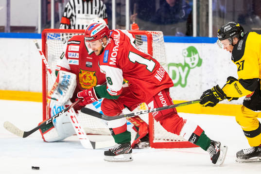 Moras Mattias Nörstebö och Västerås Sebastian Benker
