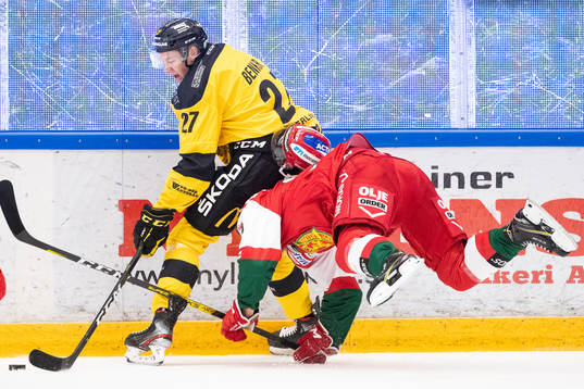 Västerås Sebastian Benker och Moras Kristoffer Gunnarsson