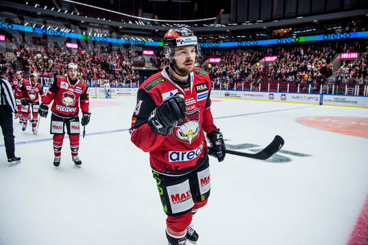 Malmö Redhawks Emil Molin jublar