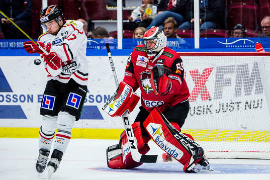 Örebros Glenn Gustafsson och Malmö Redhawks målvakt