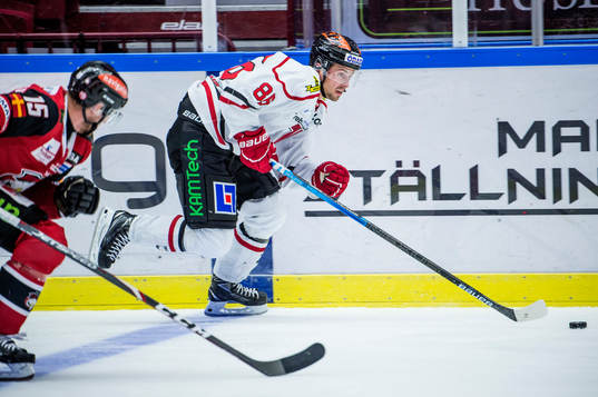 Örebros Mathias Bromé mot Malmö Redhawks Axel Wemmenborn