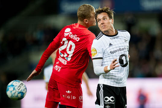 Kristoffer Barmen of Brann and Anders Konradsen of Rosenborg