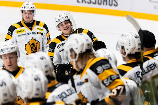 Skellefteås Linus Lindström jublar