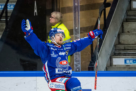 Oskarshamns Johannes Salmonsson jublar