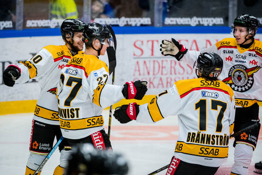 Luleås Nils Lundkvist jublar