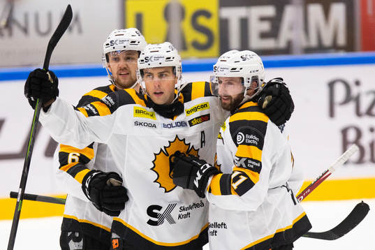 Skellefteås Filip Berglund, Joakim Lindström och Tom