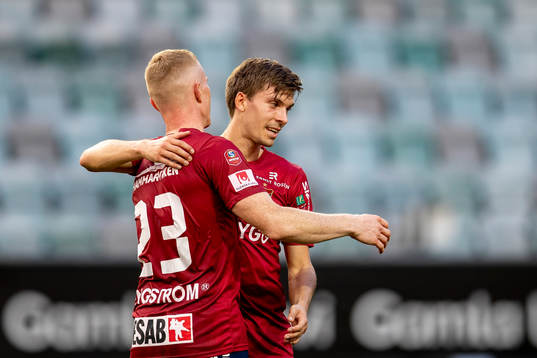 Örgrytes Daniel Paulson och David Engström jublar