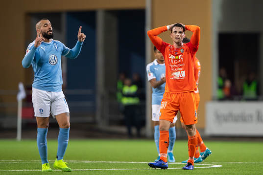 Malmö FFs Guillermo Molins jublar och AFC Eskilstunas